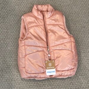 Toddler girls Mayoral MY Rose Reversible puffer/faux fur Vest. NWT. Size 4T.